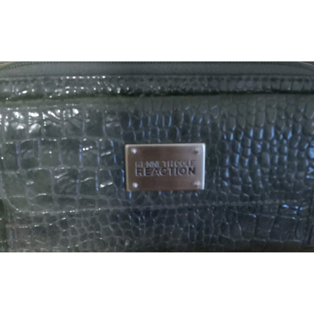 Kenneth Cole Reaction Wallet Womens OS Green Croc Embossed Zip Around Clutch - Picture 8 of 11